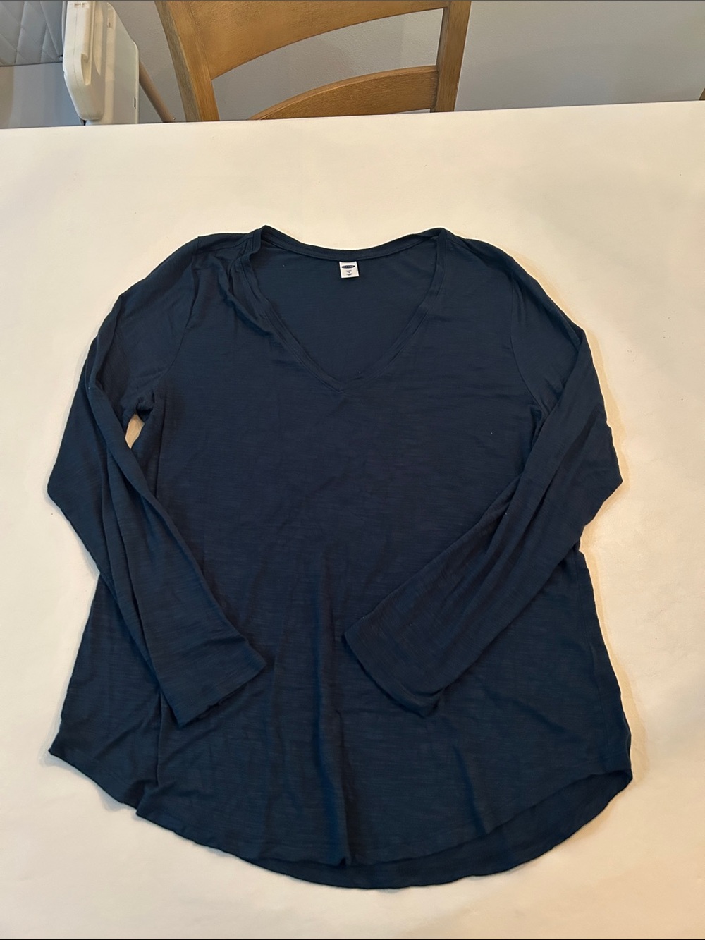 Old Navy Navy V-Neck Luxe Long Sleeve Tee